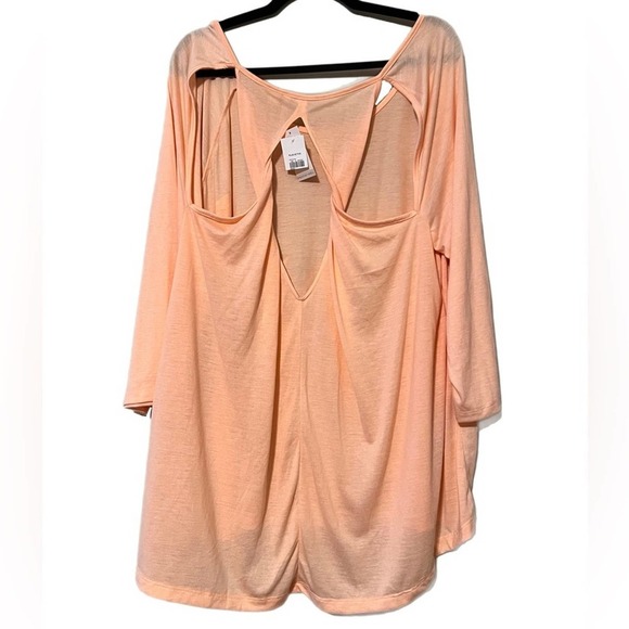 CATO Active womens sz 26/28W activewear top floral peach 3/4 sleeves cutout back - Picture 3 of 14